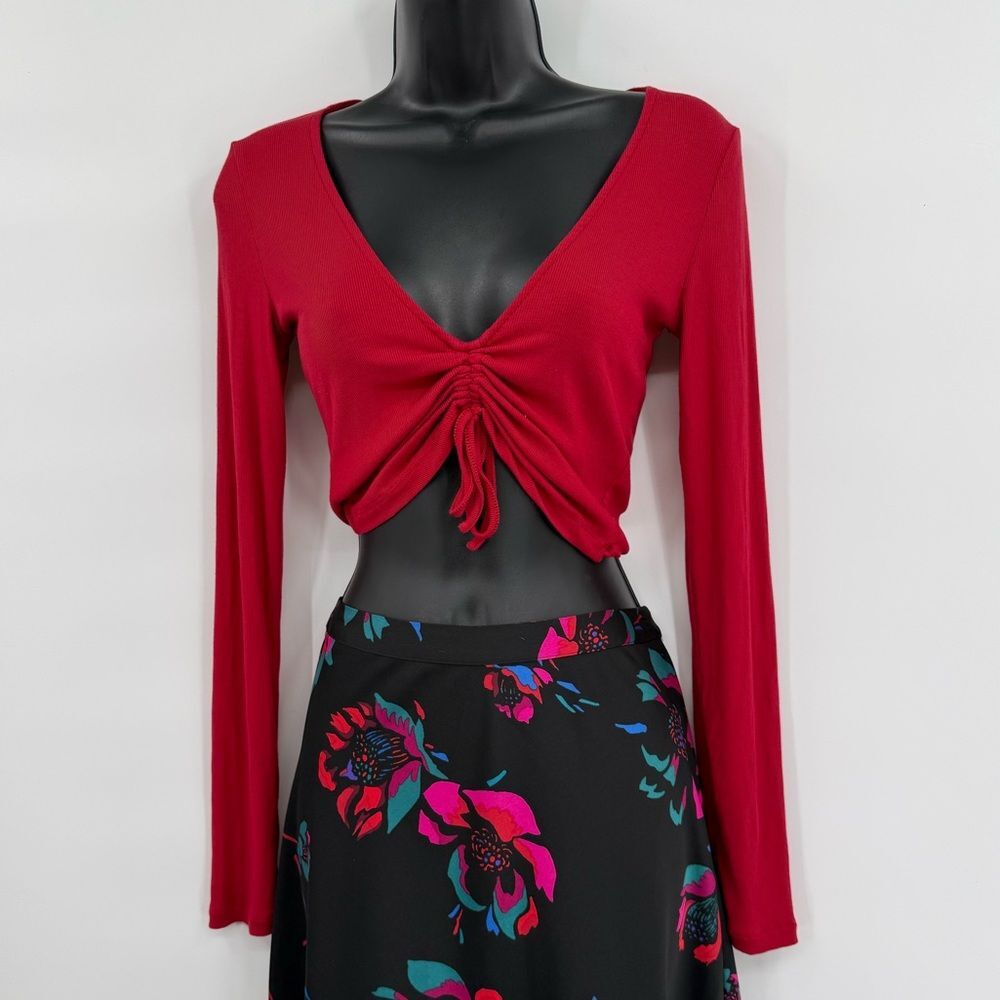 Aritzia Sunday Best Ribbed Long Sleeve Cinched Front Top | Red | Size Small